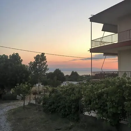 Eva's With Great View * Palioura